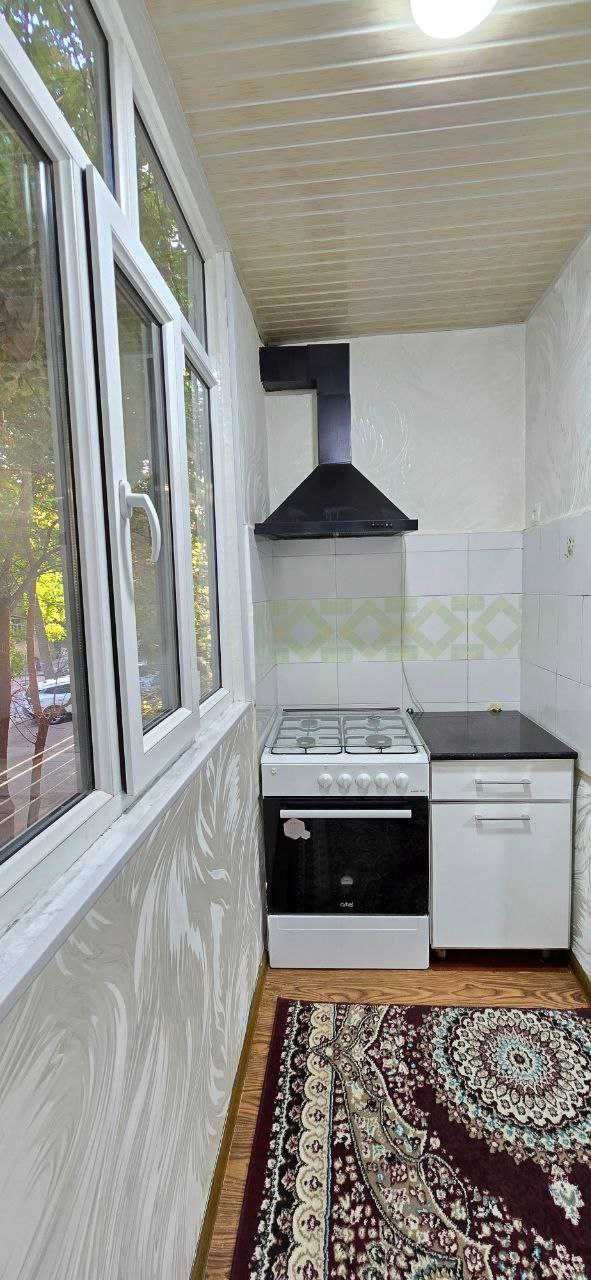 Срочно продается 1 комнатная квартира. 8 квартал Чиланзарский район.