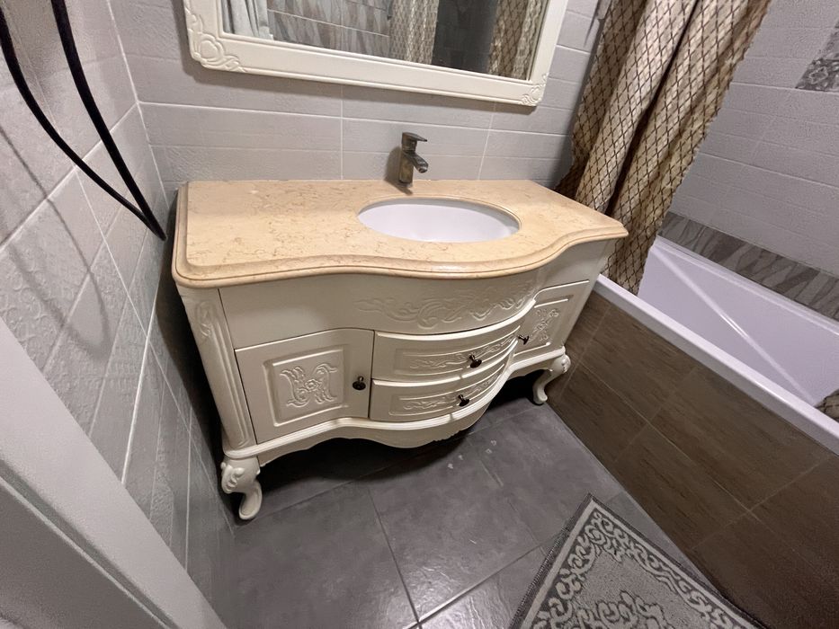 тумба для ванной с зеркалом