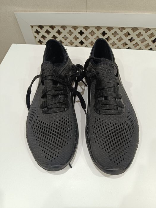 Crocs LiteRide 41-42  размер, оригинал, чёрные