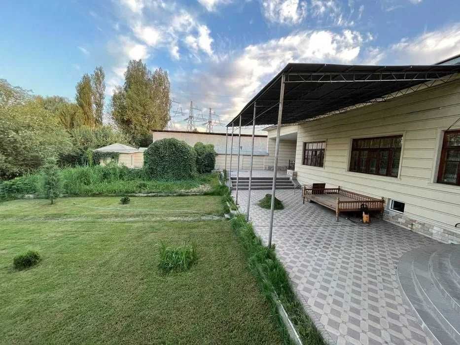 Продаётся Большой, Роскошный, Дом. ТашГРЭС, в 6 км от бетонки, 10сот.