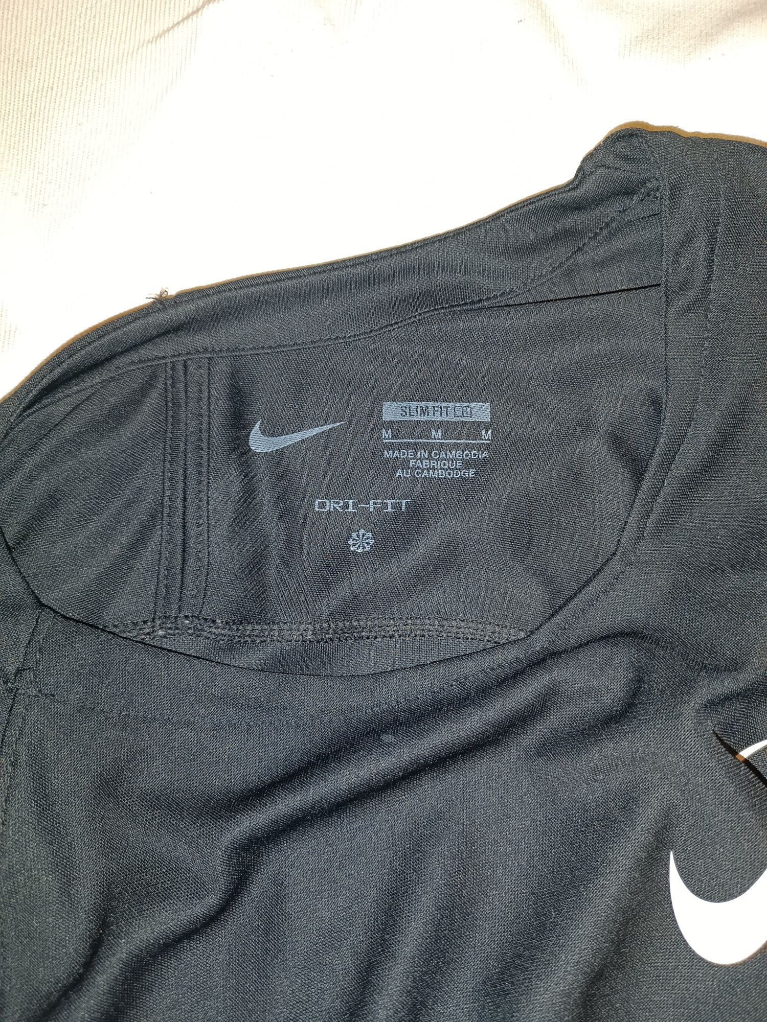 Tricou termic cu mânecă lungă pentru bărbați Nike Dri-Fit