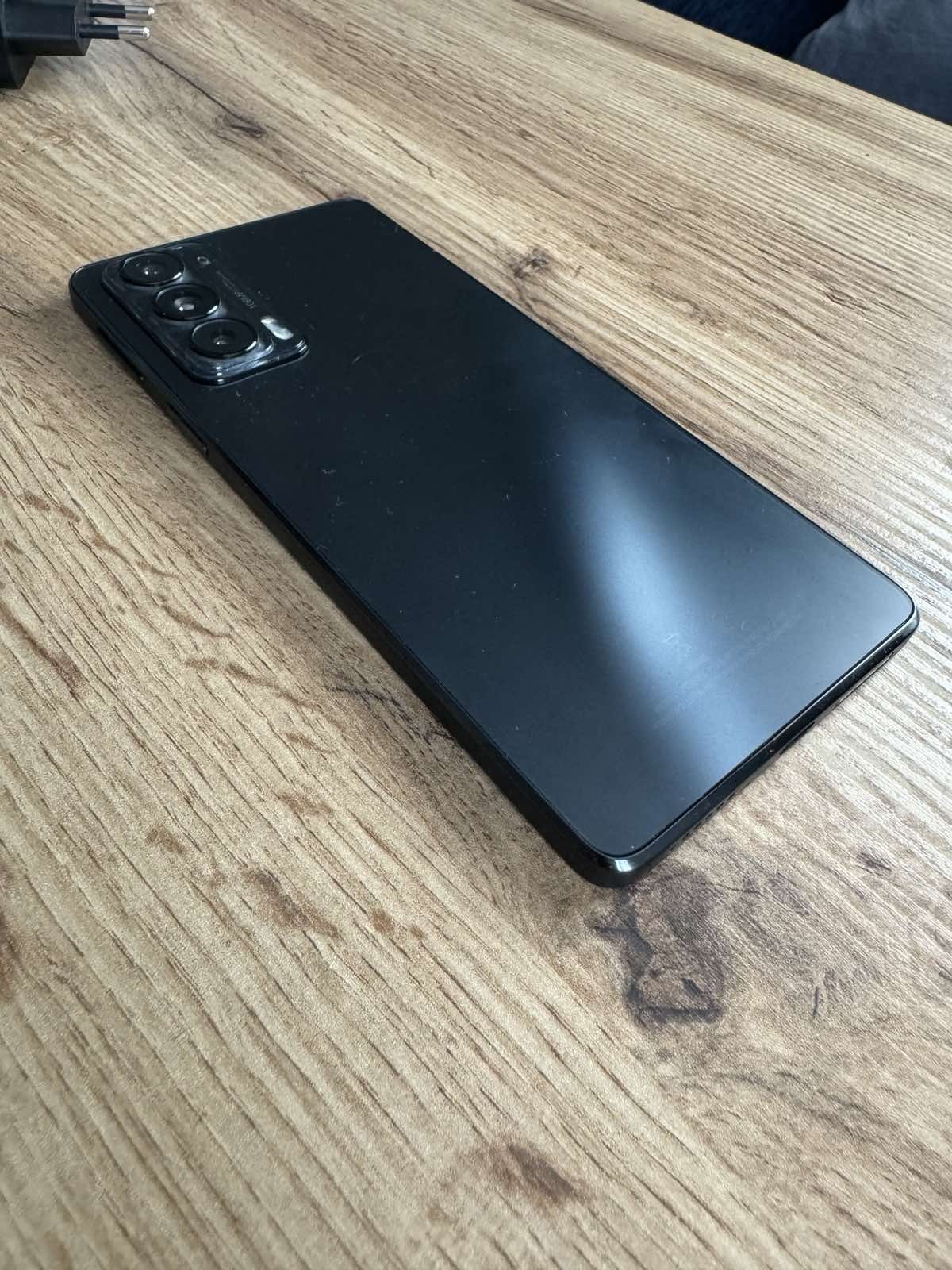 Motorola Edge 20