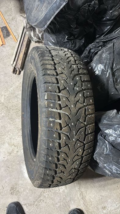 Продам покрышку 1 шт