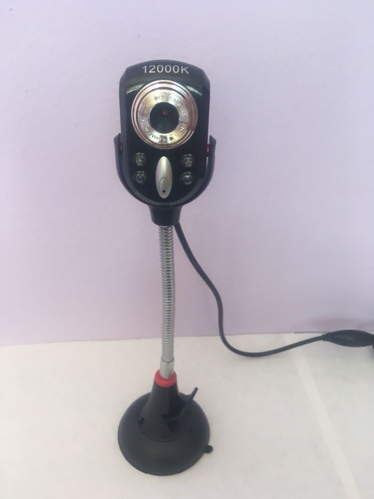 Camera web noua cu microfon incorporat usb si buton volum 4 leduri