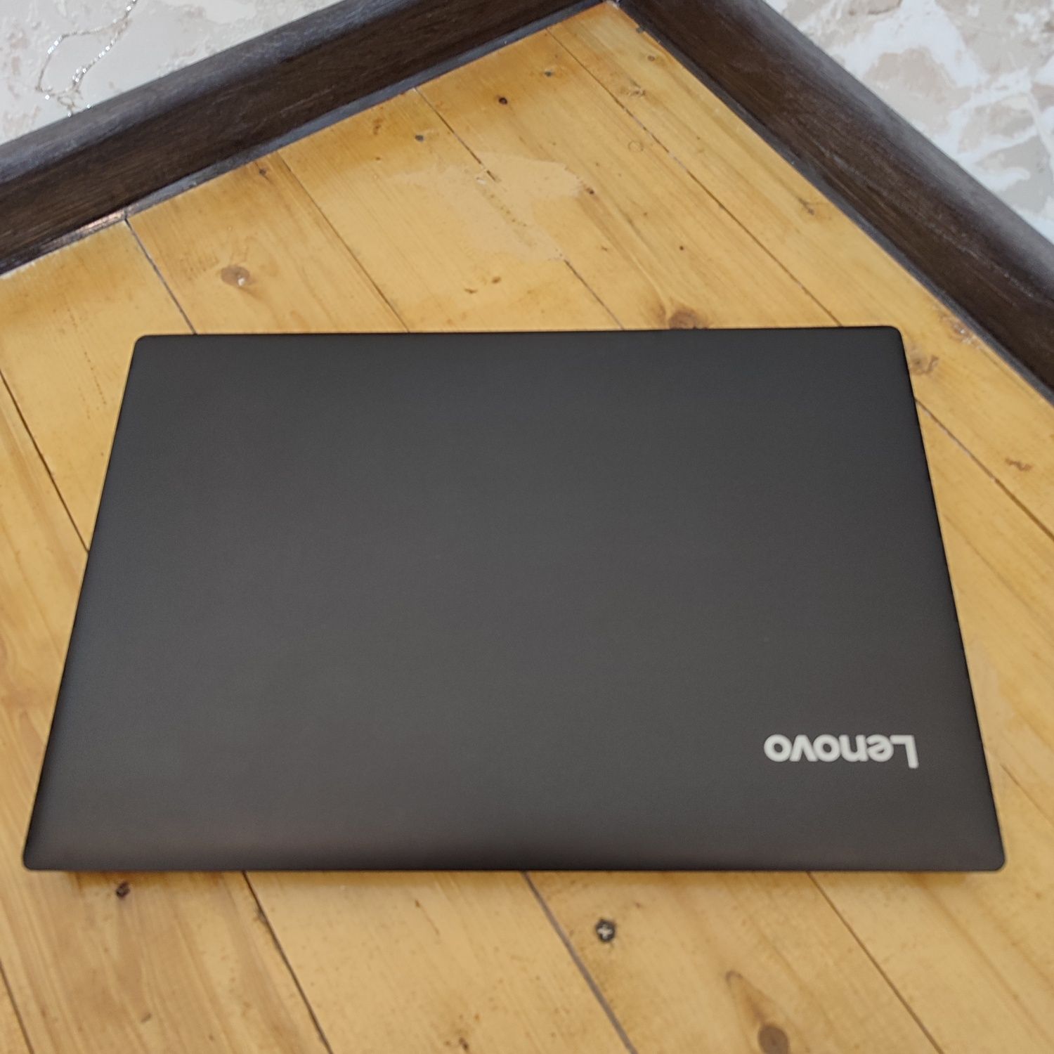 Lenovo core i5 7200 ssd bor