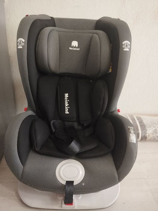 Продам автокресло детское