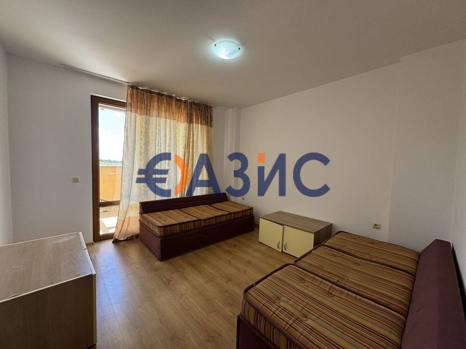 Продава се Тристаен апартамент в с. Кошарица, Област Бургас - 102 кв.м за 905 €/кв.м - Снимка #5