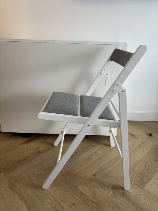 Masa pliabila de 6 persoane