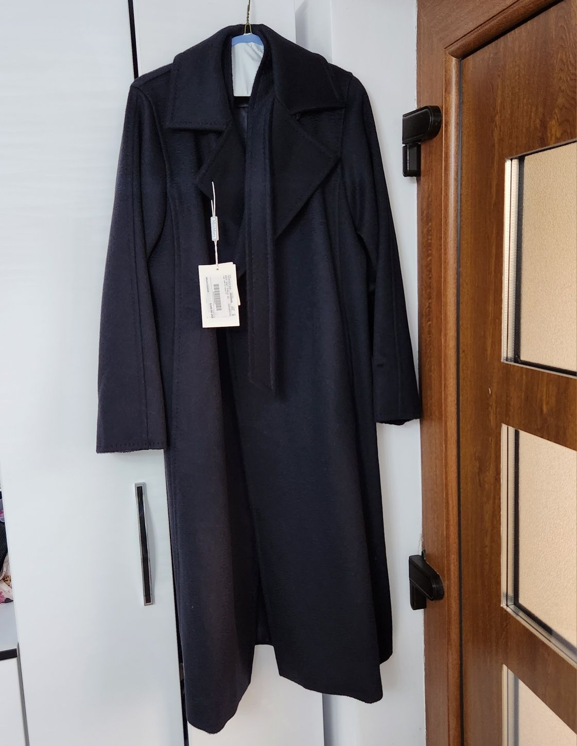 Palton dama nou MaxMara din lana de camila Original