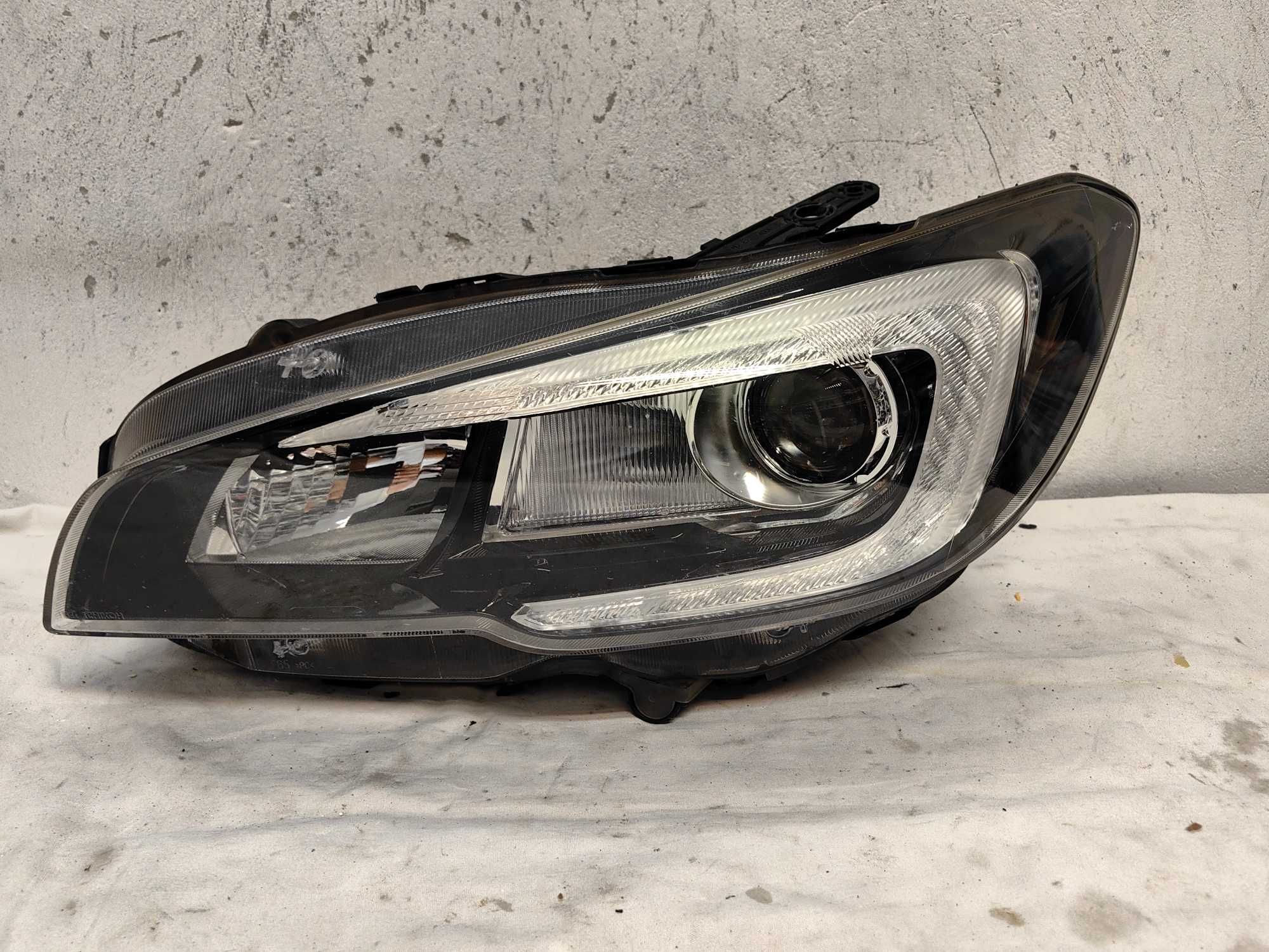 Оригинален фар субару  Subaru Impreza Levorg Led