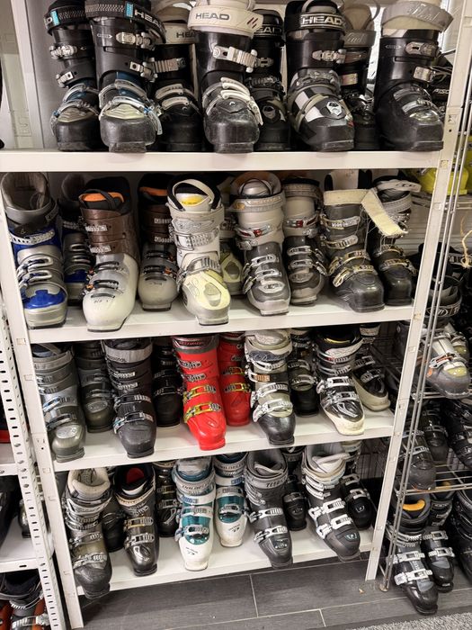 Echipament ski Clapari dama, barbati, copii (fischer,atomic,salomon)