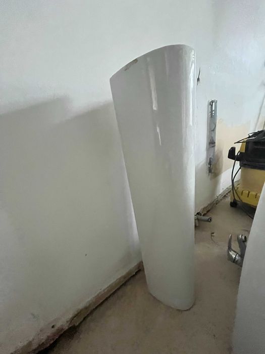 cada, chiuveta cu robinet si vas wc