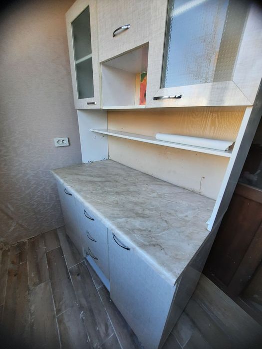 Буфет шкаф кухонный б/у