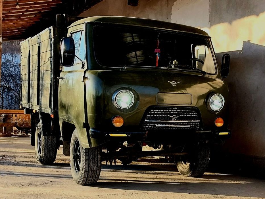 УАЗ  метан + бензин холати идеал