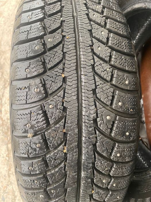 Шины зимние в хорошем состоянии