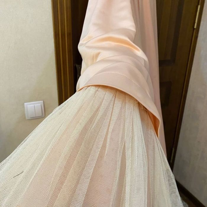 Дизайнерское платье