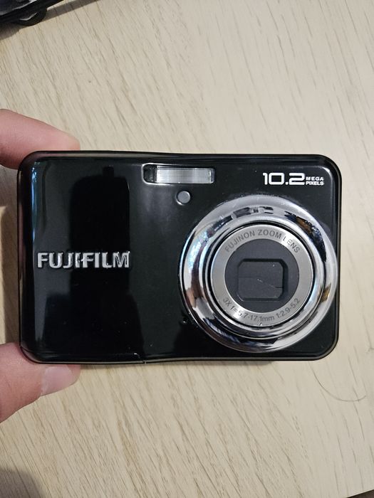 Aparat foto colecție Fujifilm Sony Skinna