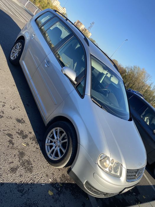 VW Touran 2.0 TDI DSG