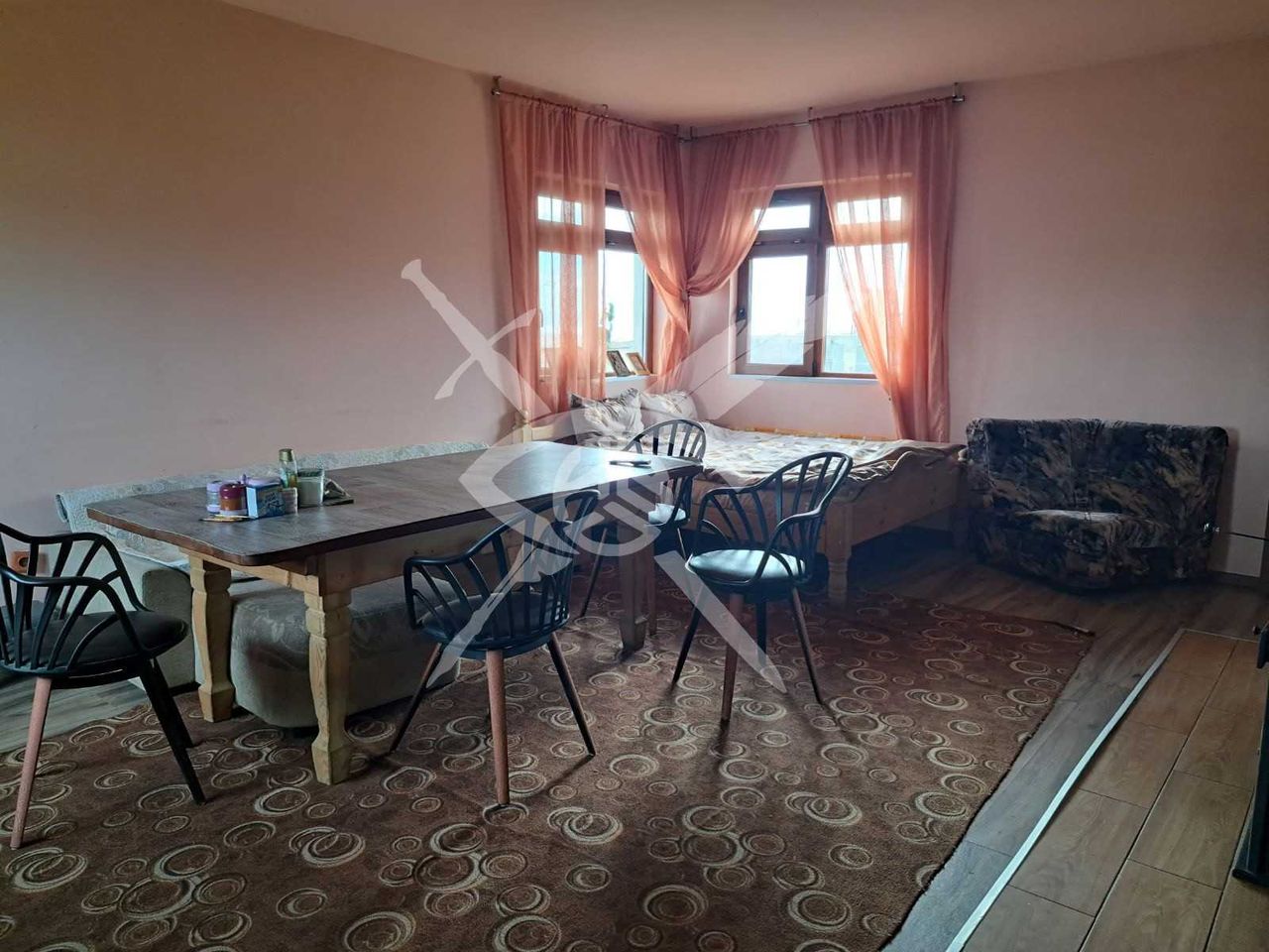 Продава се Къща в Бургас, Меден рудник - зона Д - 206 кв.м за 1214 €/кв.м - Снимка #1
