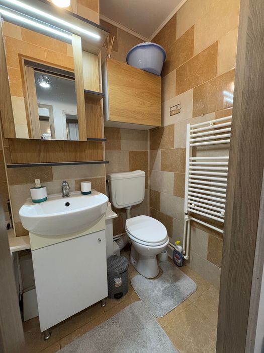 Apartament de închiriat