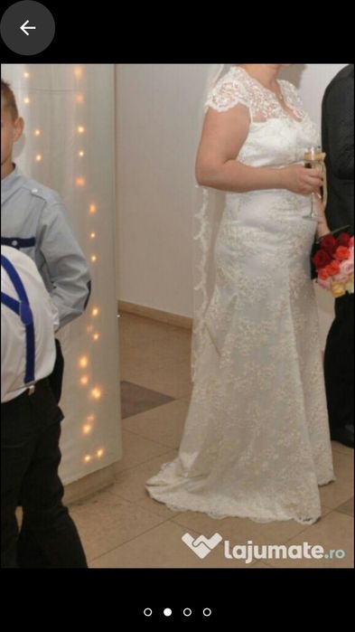Rochie mireasa făcută pe comanda cu model de la o casa de moda din Ang