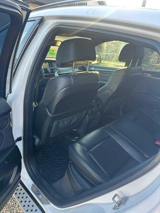 bmw x6 an 2012 , full option !