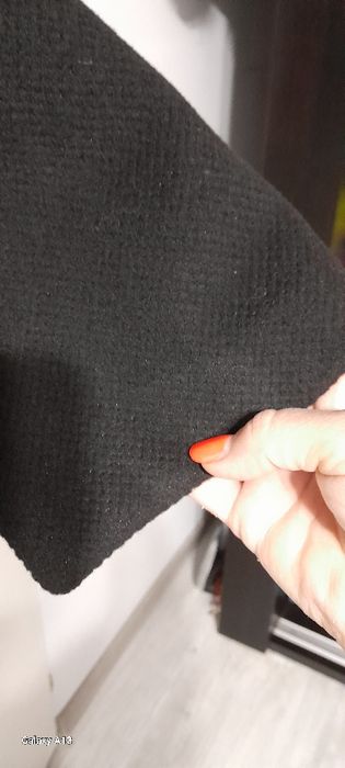 Haină damă cu blanită este detașabilă blanită și la mâneci și la guler