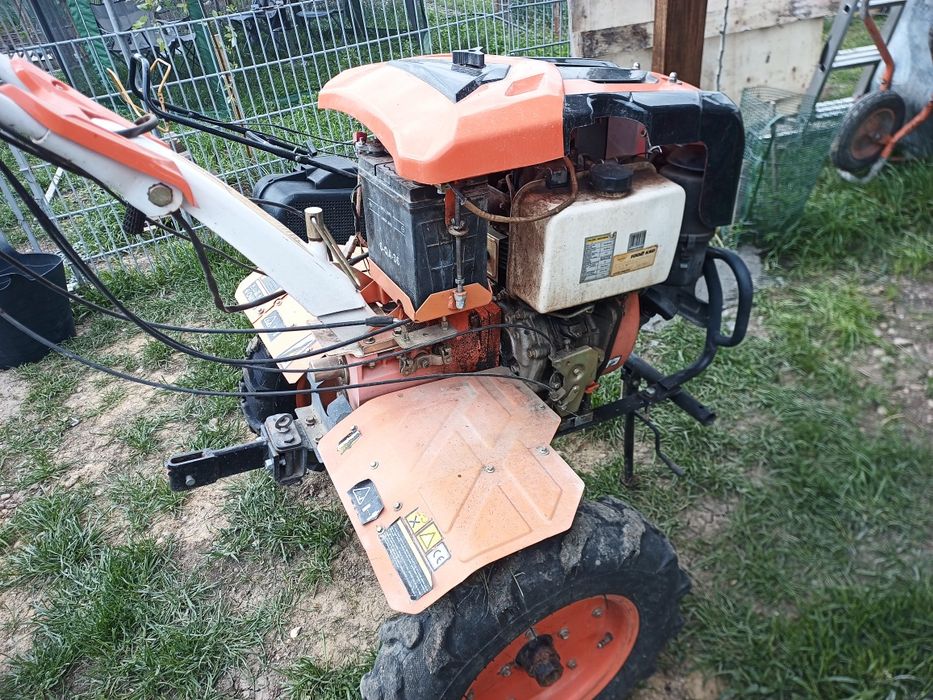 Vând motocultor Ruris diesel 11 cai