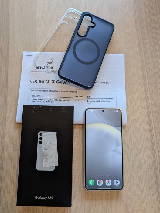 Samsung Galaxy S24, 256GB, Marble Gray, full box, în garanție
