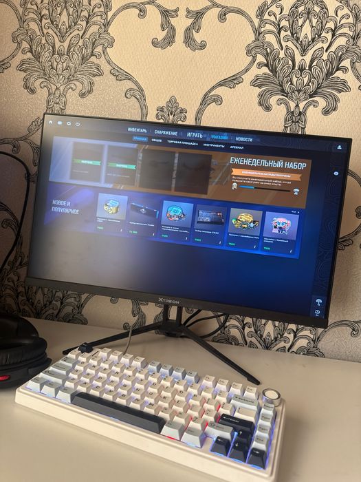 Aula f75 в белом цвете