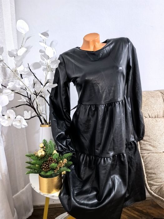 Rochie piele nouă mărimea M