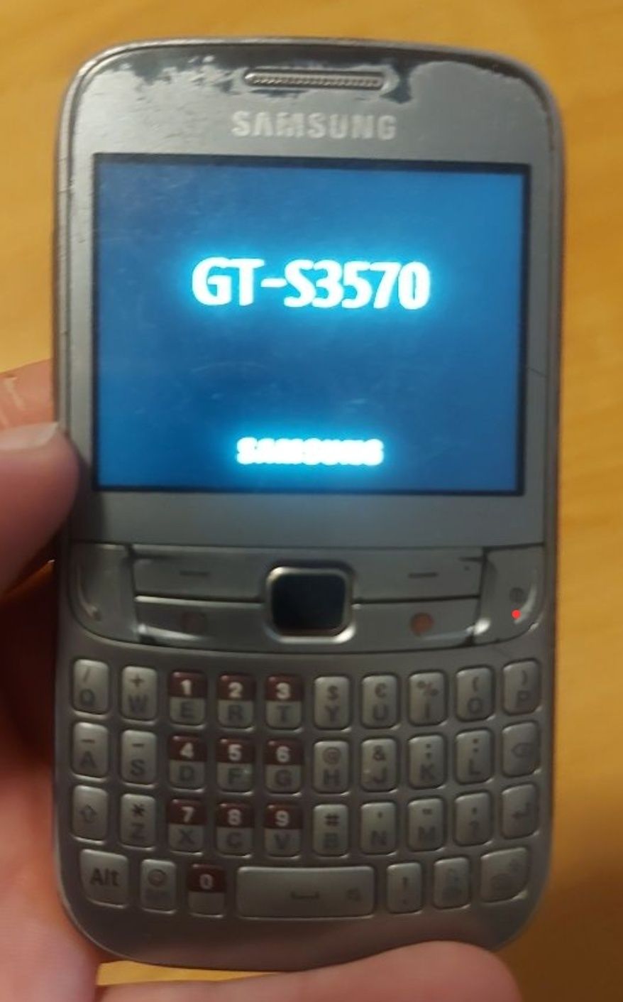 Samsung GT-S3570 Orange