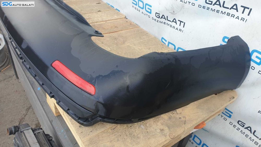 Spoiler Fusta de la Bara Spate cu Defect Volkswagen Jetta 2006 - 2011 Cod 1K5807521A