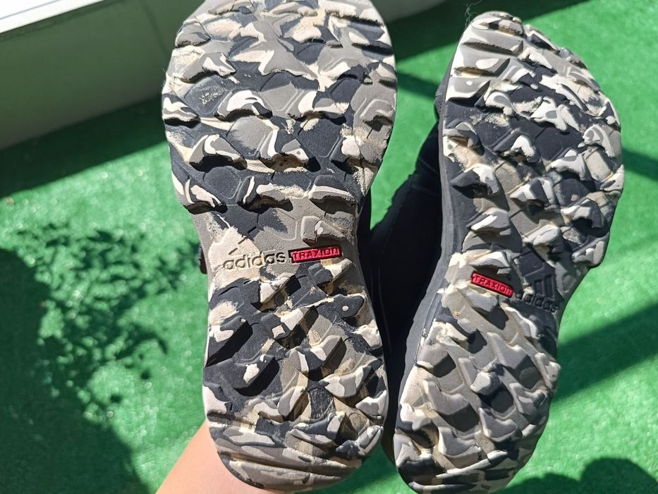 Детски маратонки Adidas Terrex