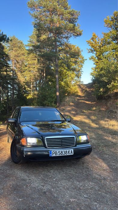 Продава се Mercedes Benz w202 c180