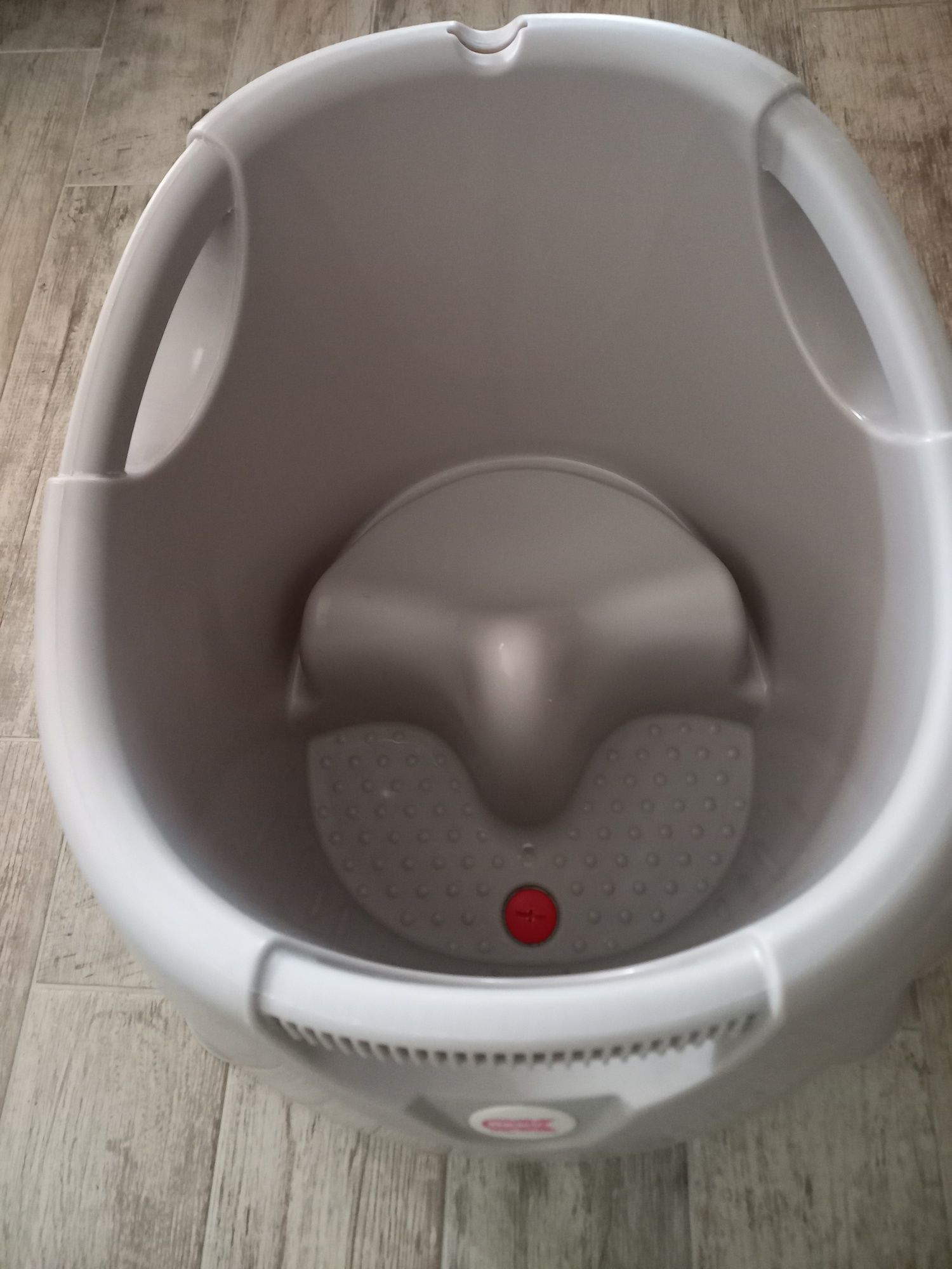 Детски шезлонг и ваничка за къпане ok  baby
