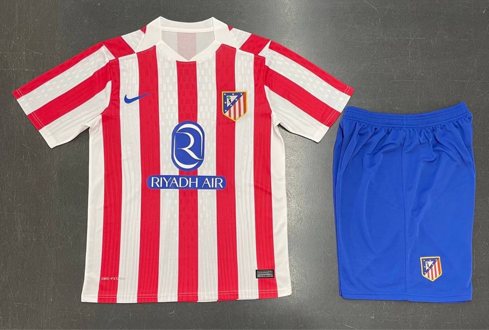 Yangi mavsum futbol formalari Футбольные формы нового сезона