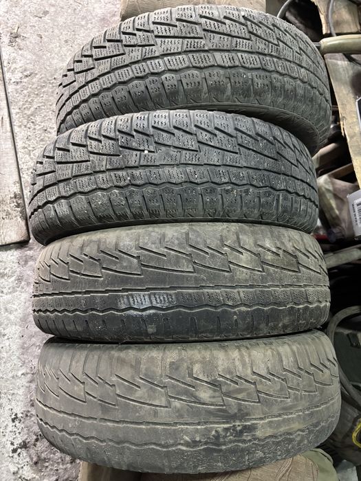 Продам шины зимние липучка