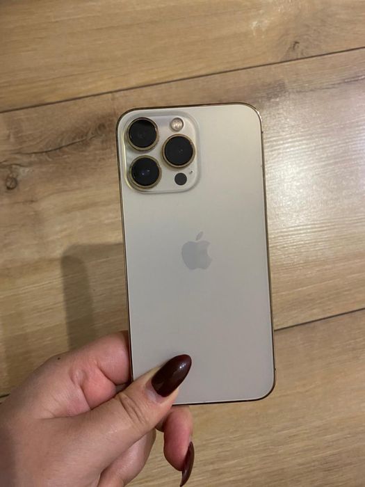Айфон 13 про продам