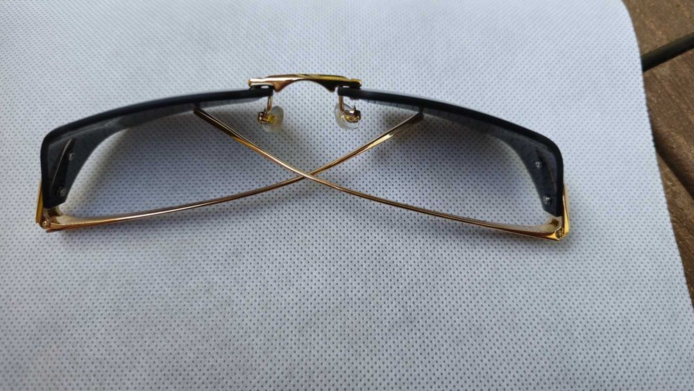 Ochelari de soare Prda lentila neagra rama aurie