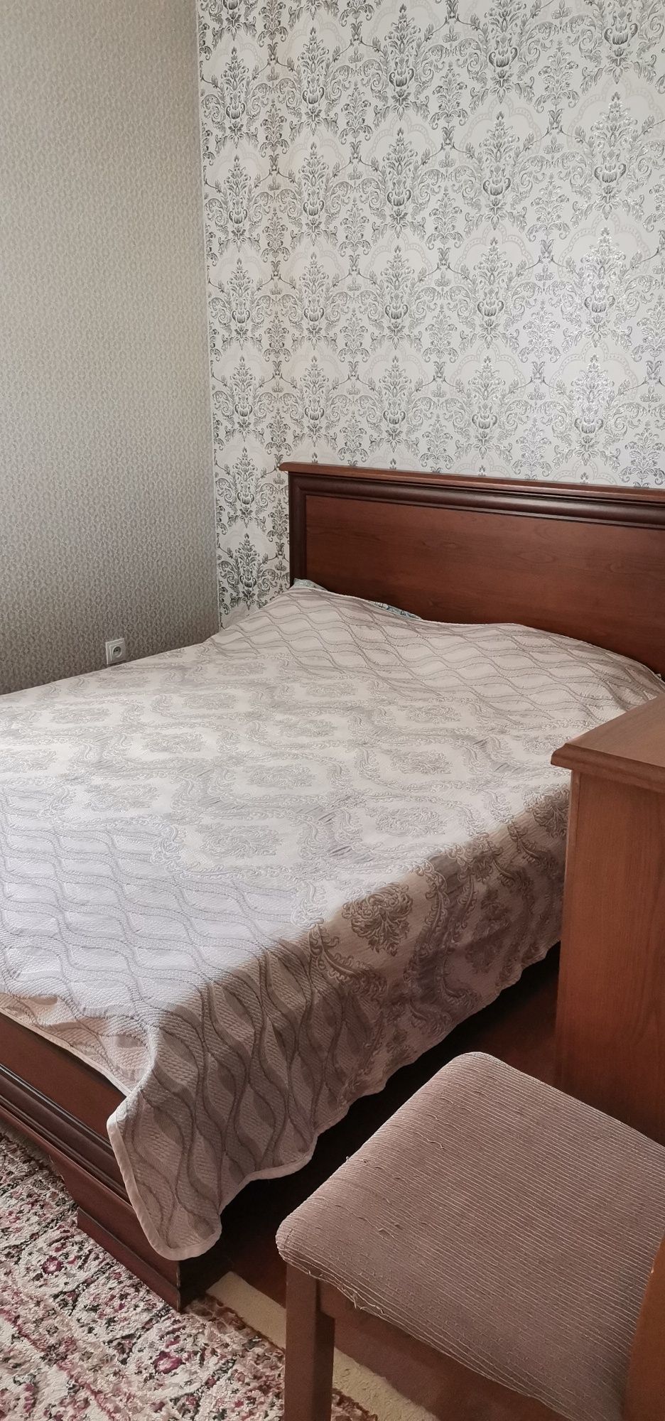 Кровать продаю, 160*200