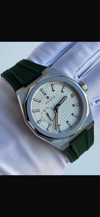 Продам Часы Zenith