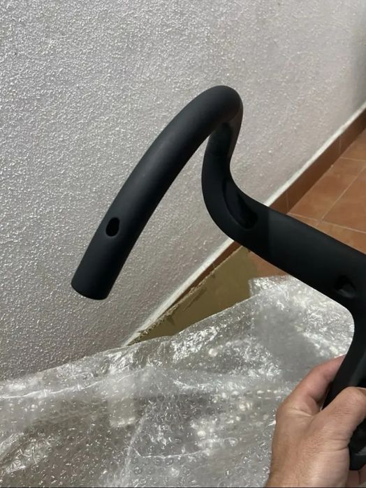 Vând ghidon carbon cursiera ușor