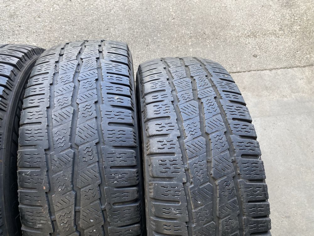 Anvelope M+S 215 65 16C Michelin