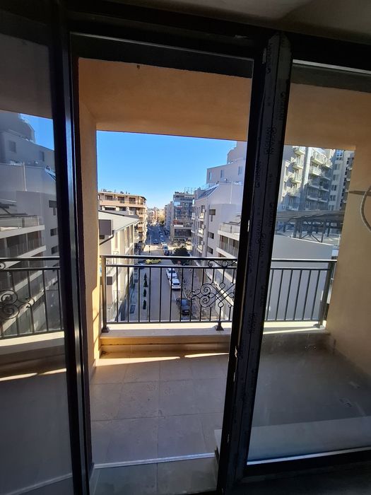 Продава се Тристаен апартамент в Пловдив, Кършияка - 101 кв.м за 2030 €/кв.м - Снимка #5