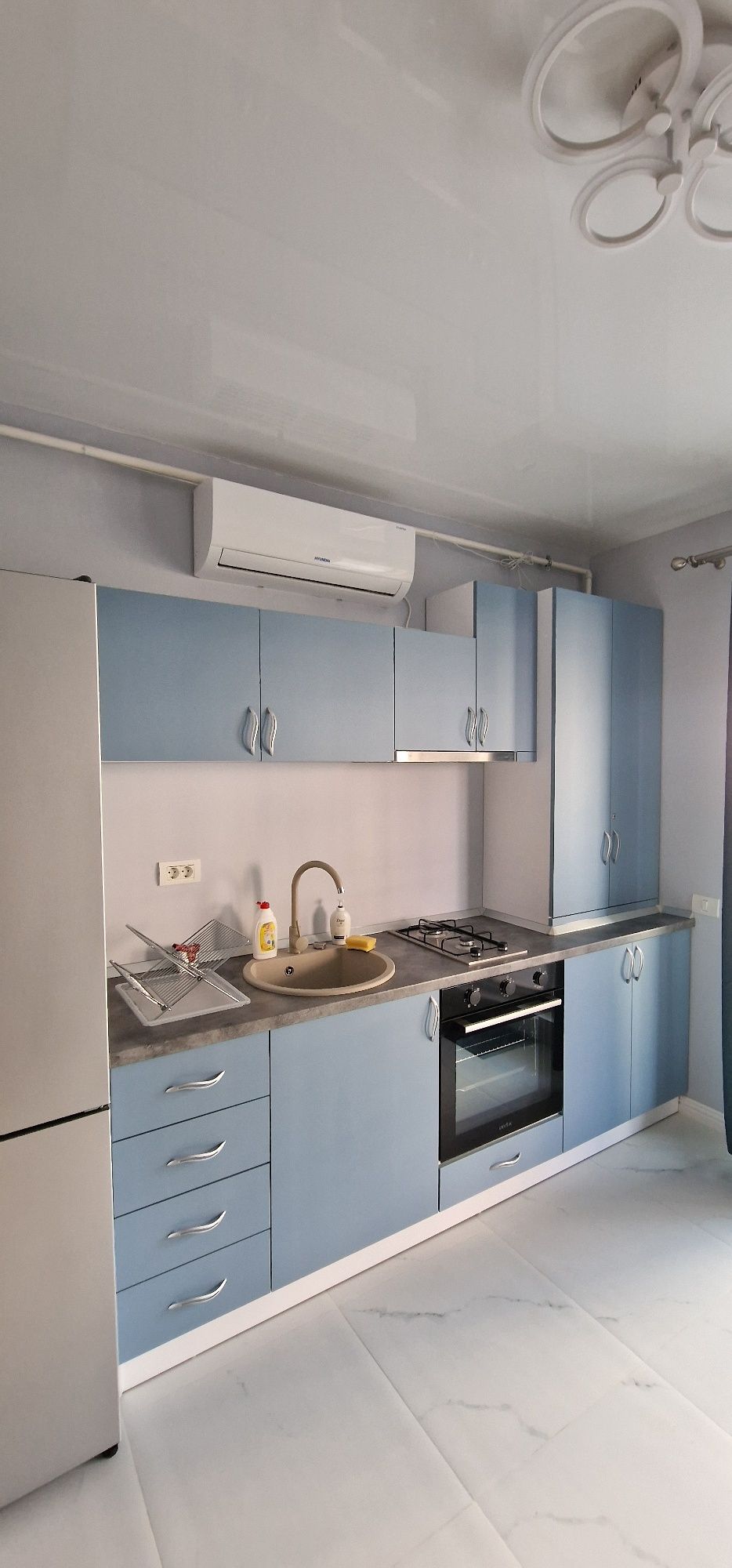 Apartament la 150 m de plaja de inchiriat