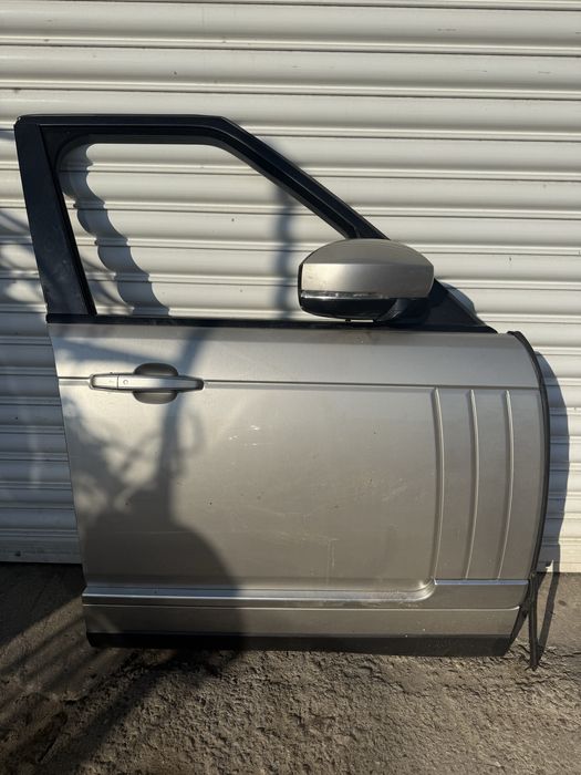 Дясна врата, Ragne Rover Vogue 2016