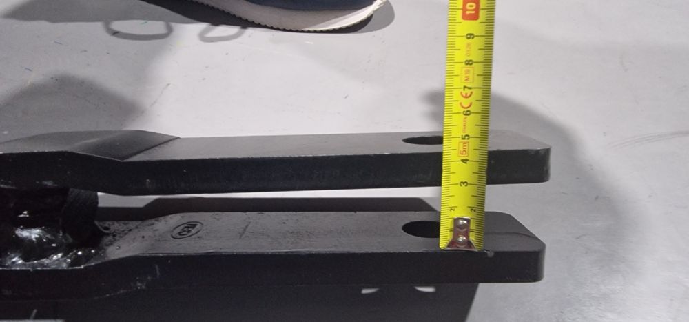 Tirant lateral vertical tractor stabilizator întinzător cu reductor fo