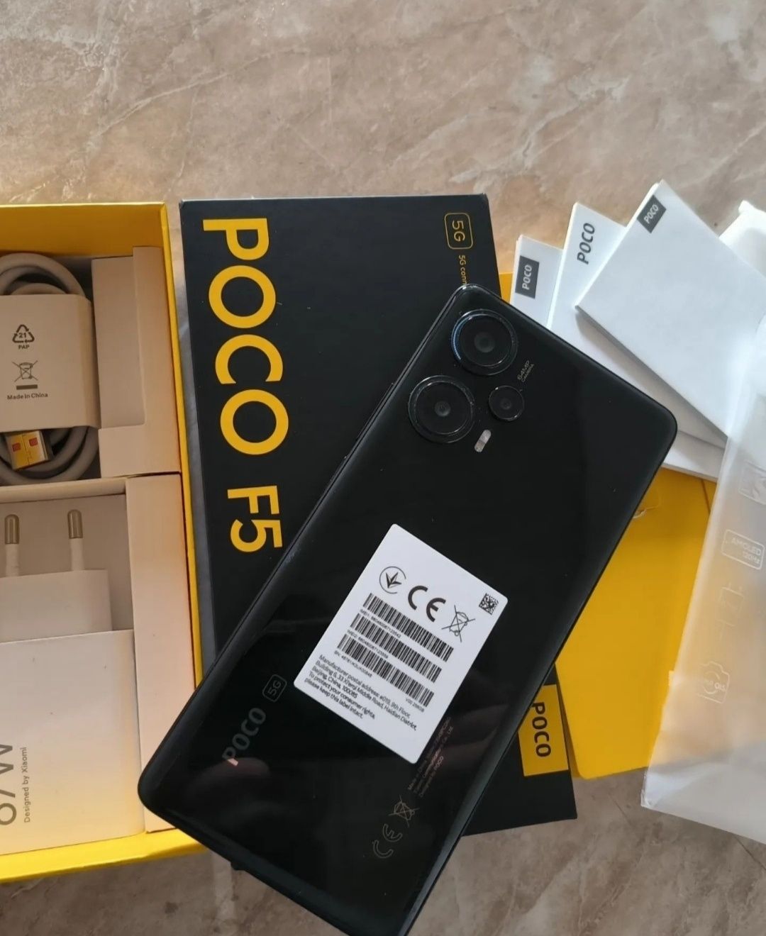 POCO F5 12+8/256