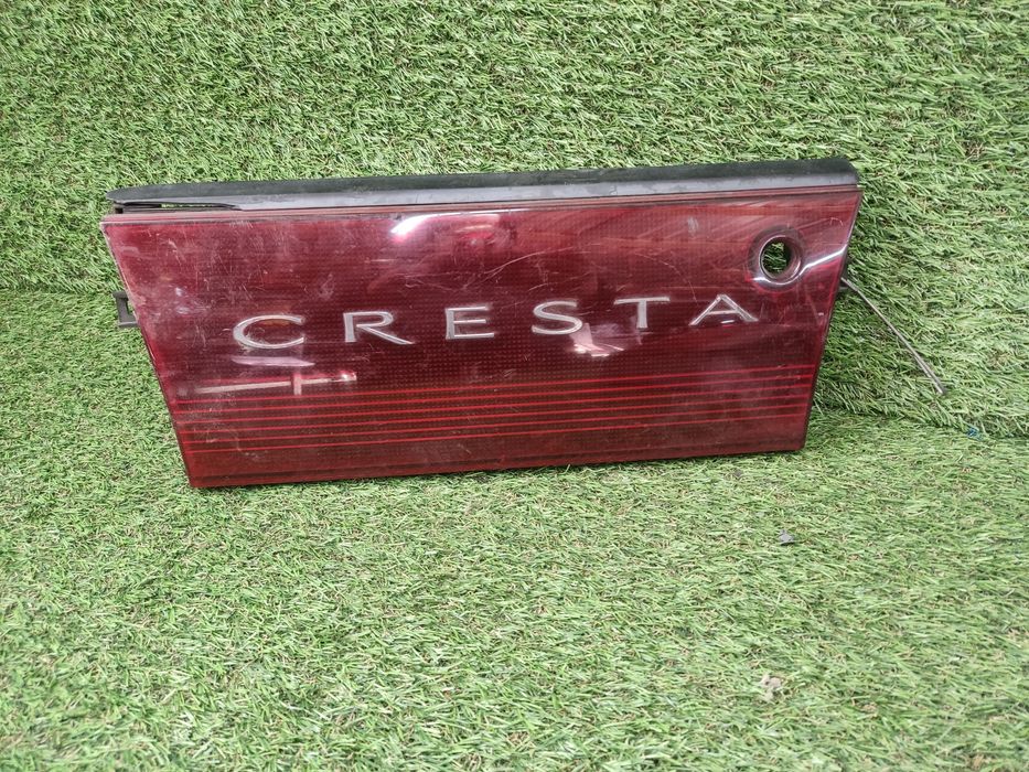 Фонарь Toyota cresta